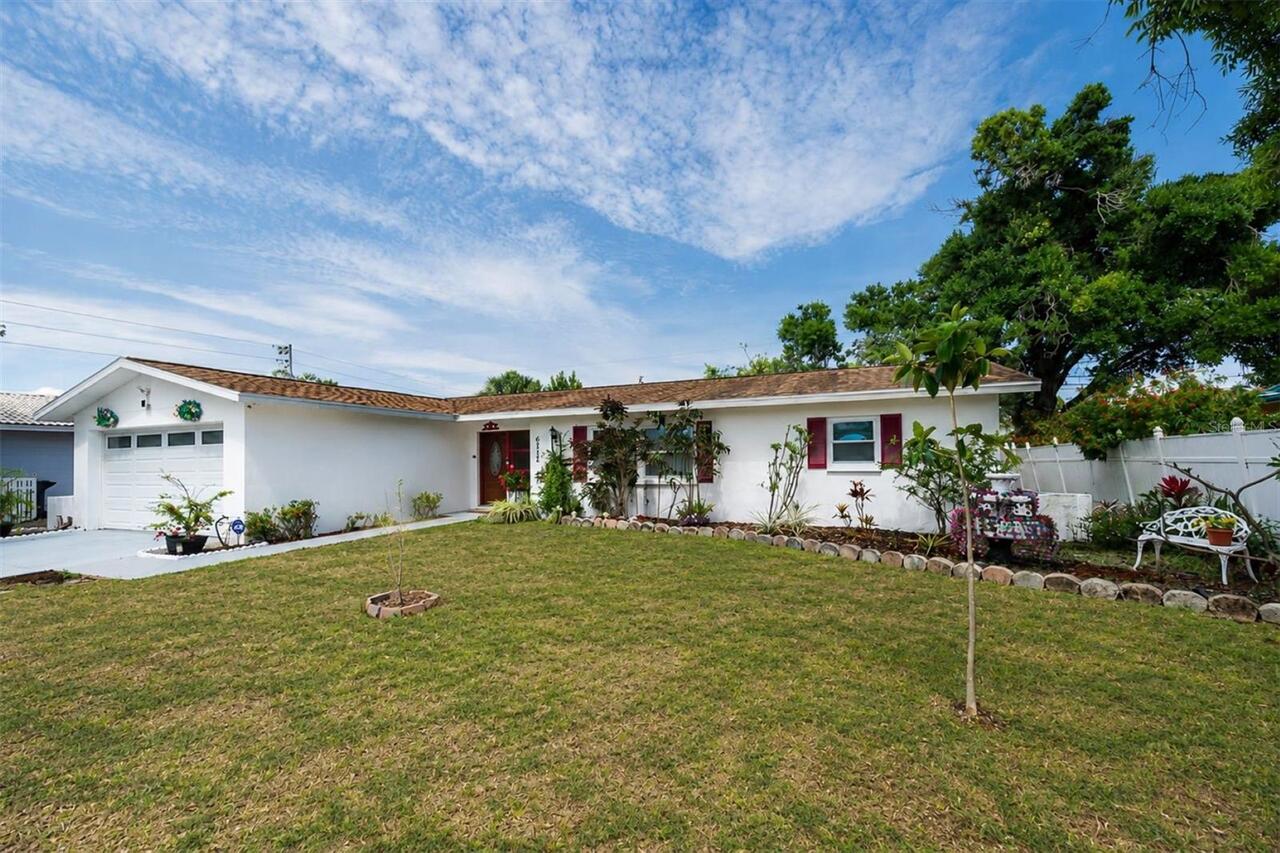 Listing Photo 8