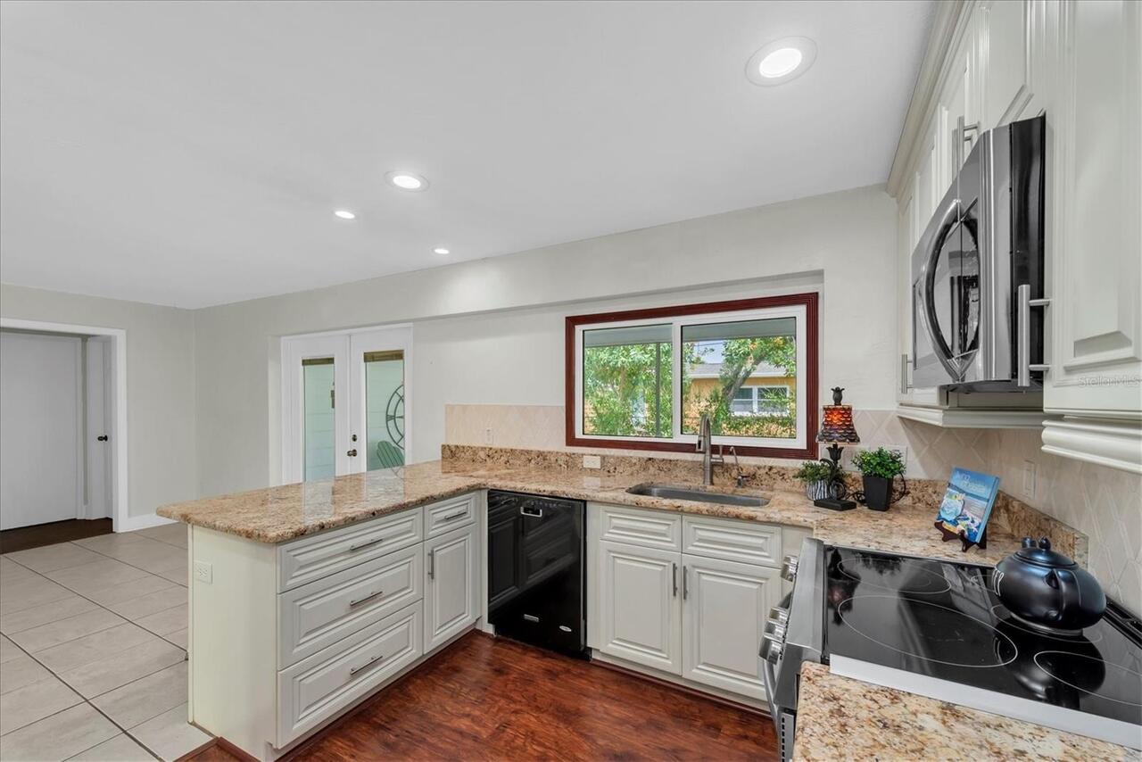 Listing Photo 19