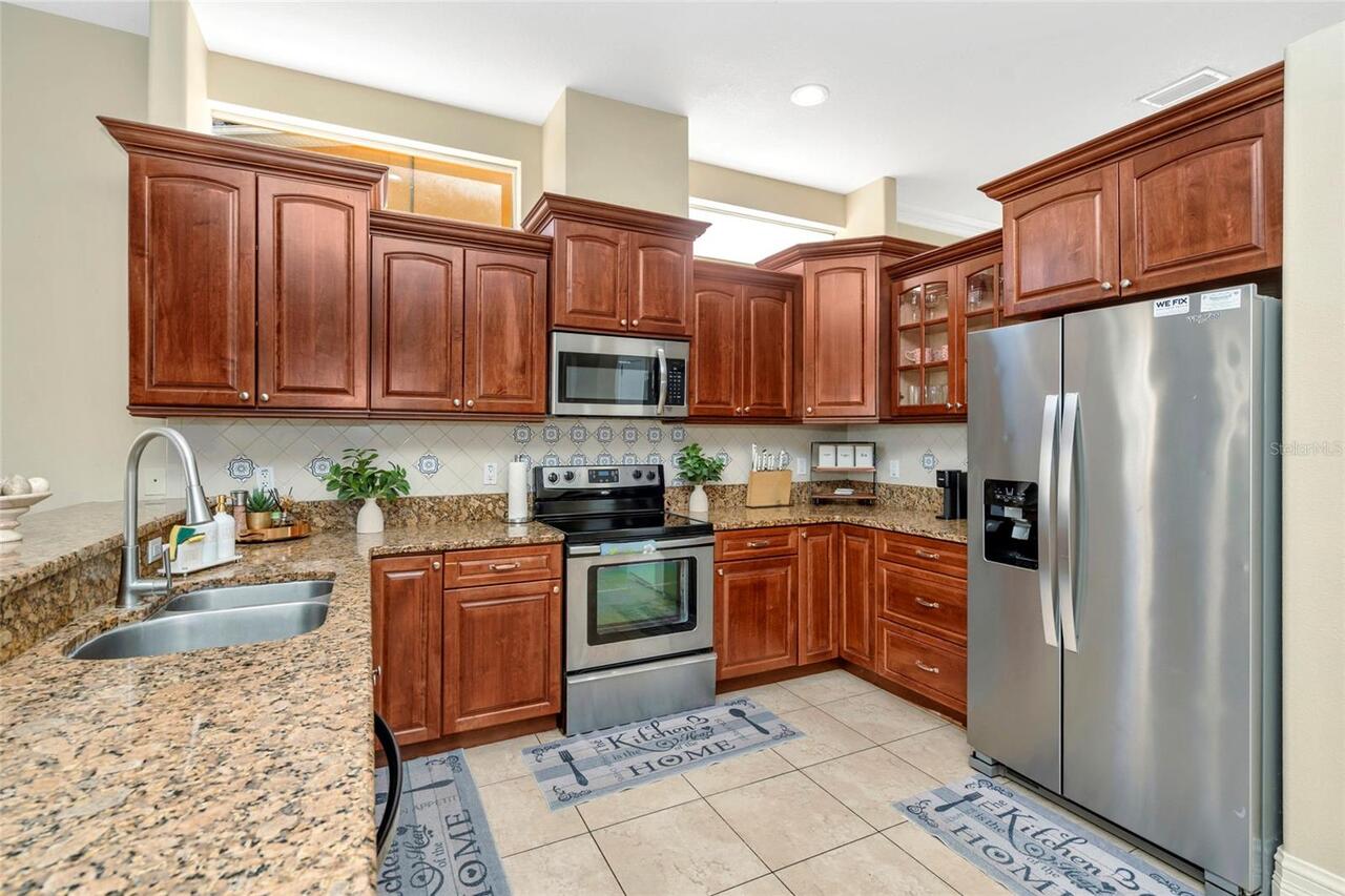 Listing Photo 11