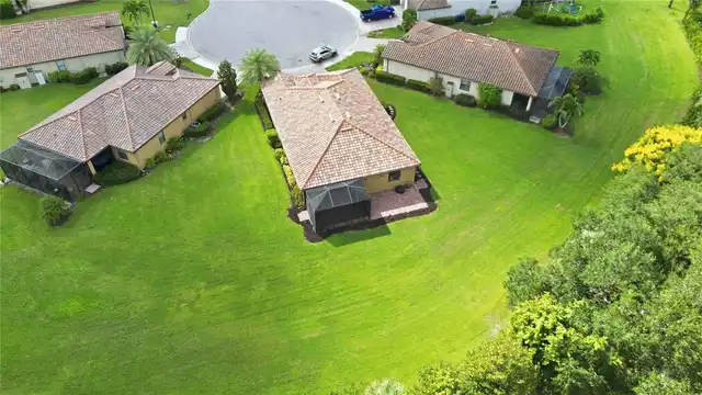 Listing Photo 11