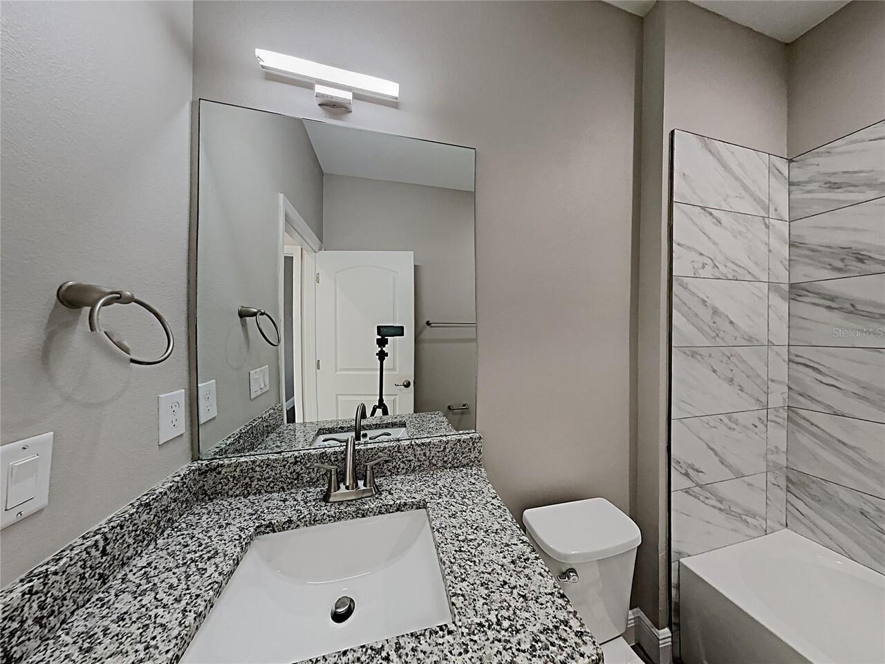 Listing Photo 17