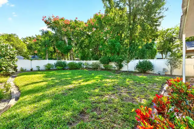 Listing Photo 10