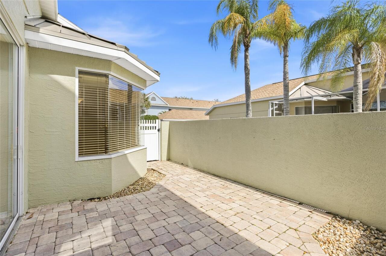 Listing Photo 9