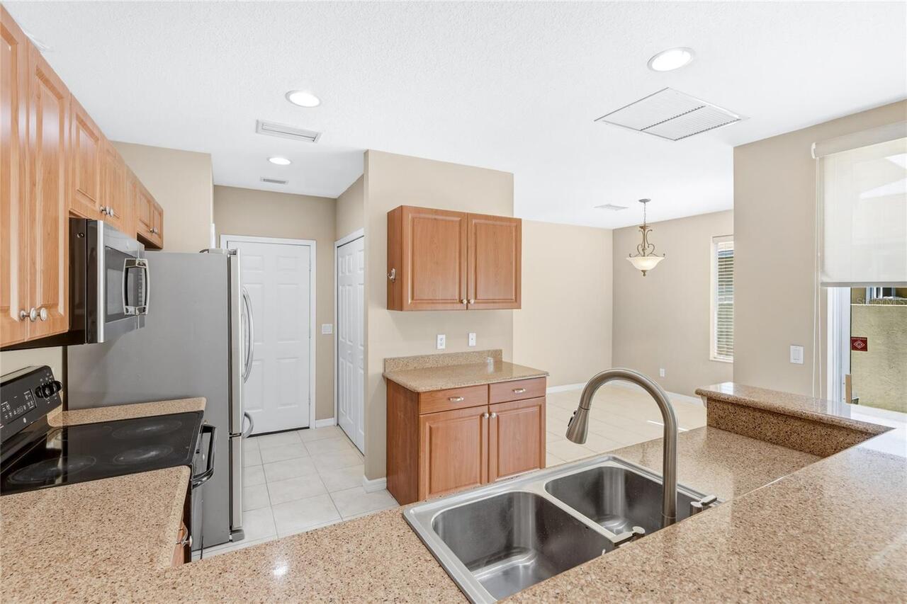 Listing Photo 14