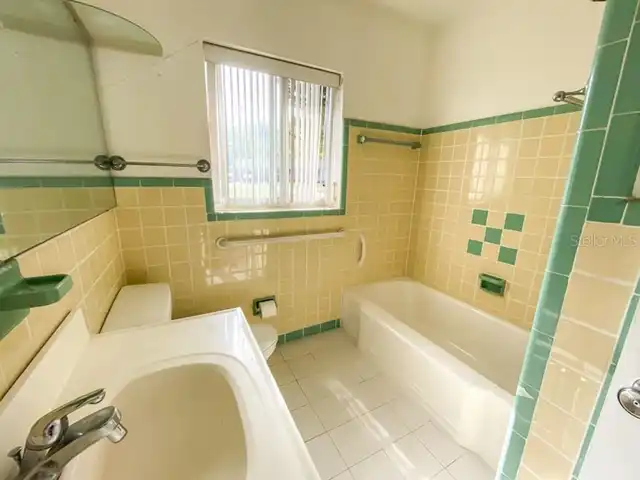 Listing Photo 13