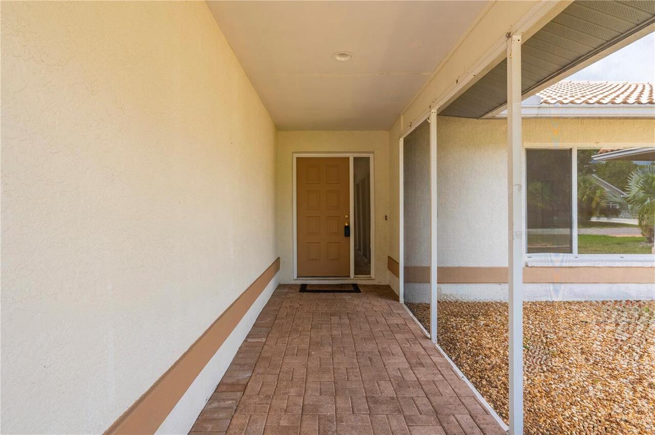 Listing Photo 14