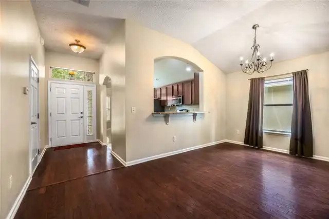 Listing Photo 23