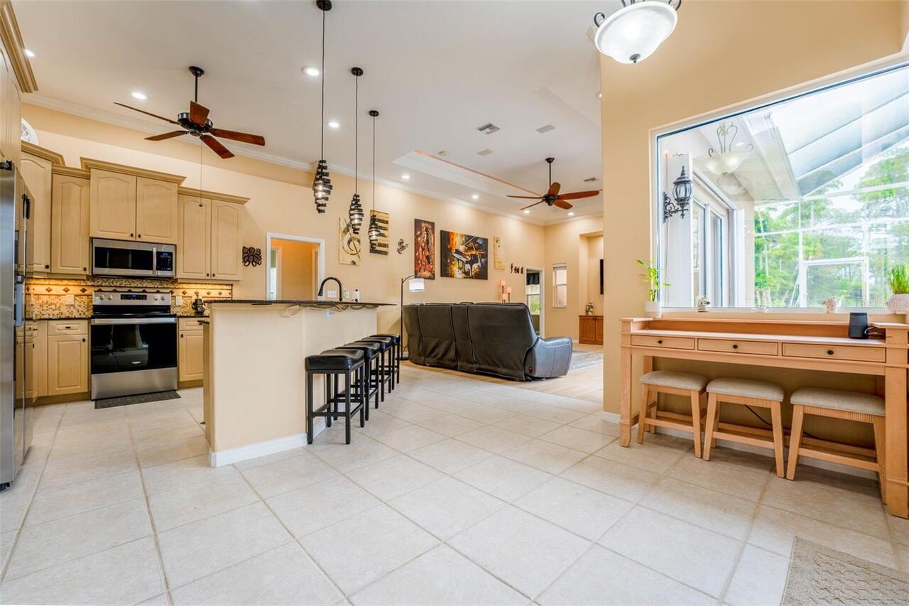 Listing Photo 17