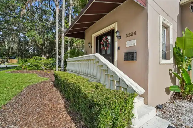 Listing Photo 17