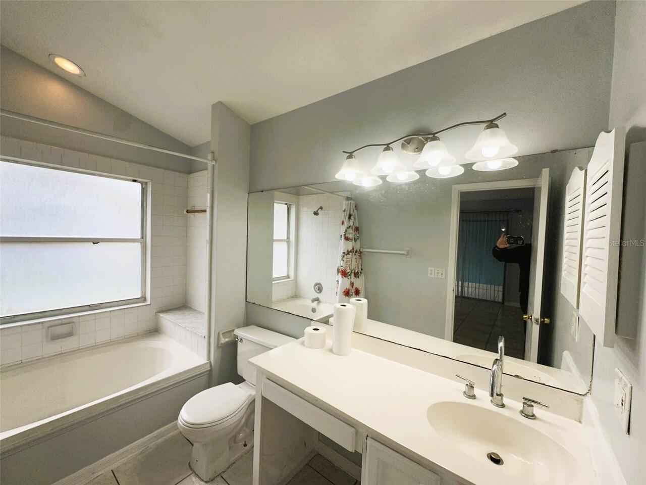 Listing Photo 16