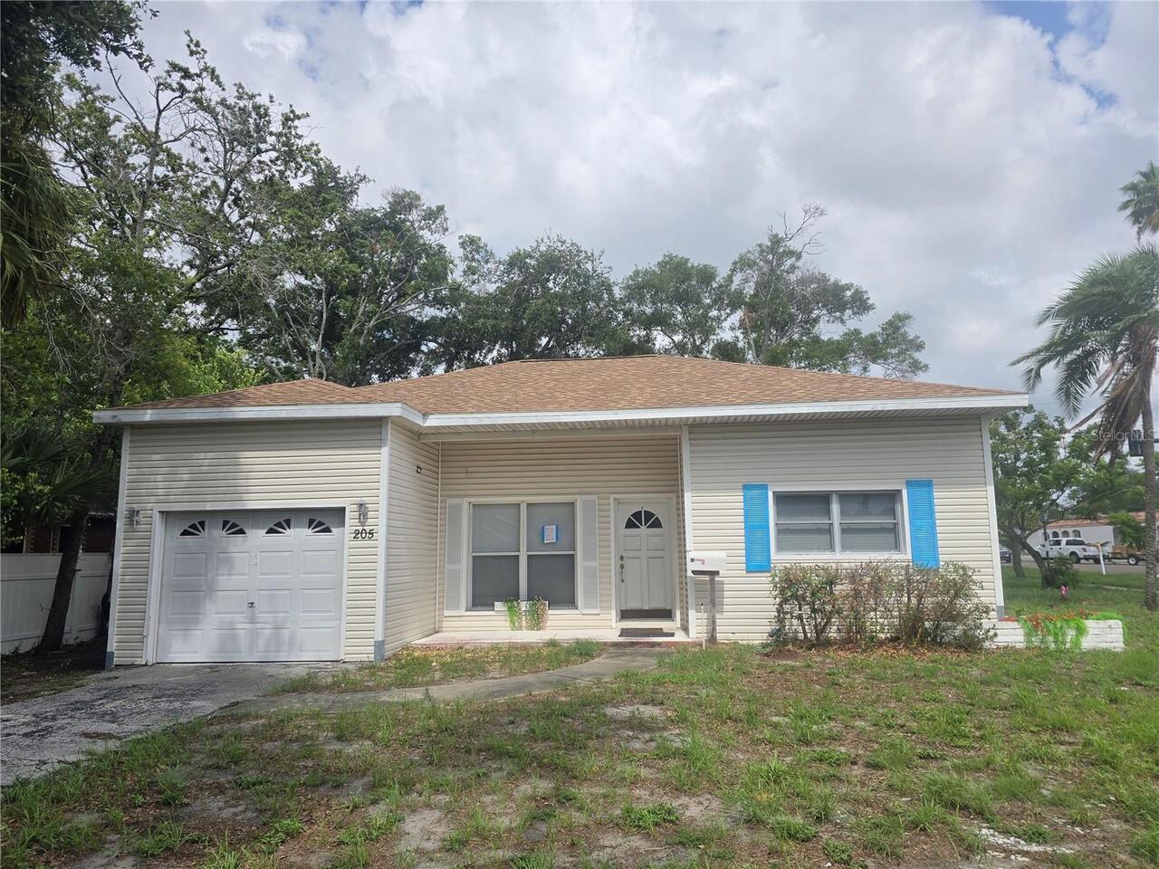 Listing Photo 12