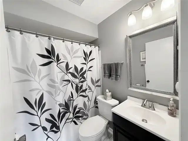Listing Photo 19