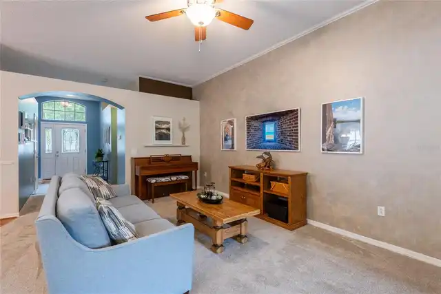 Listing Photo 9