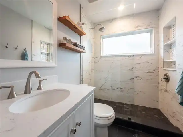 Listing Photo 28