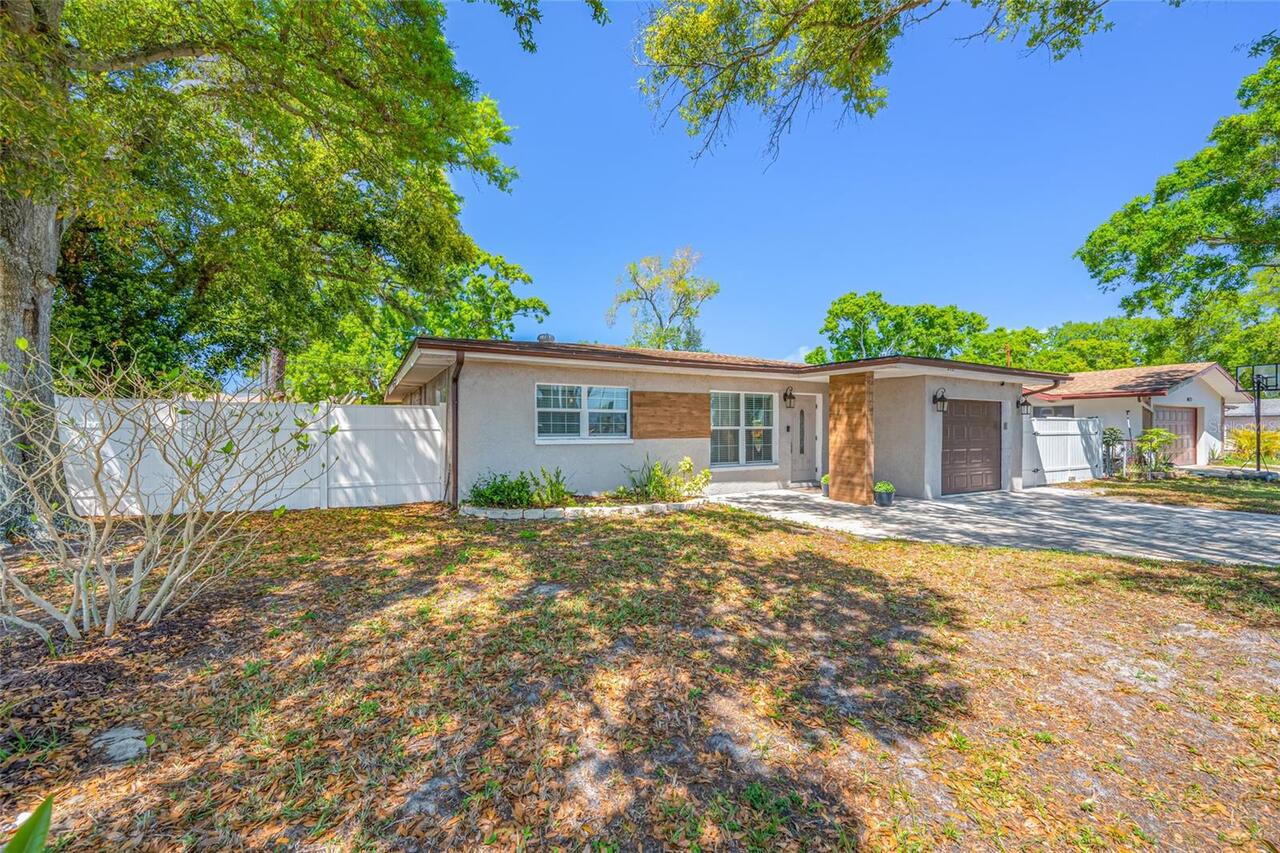 Listing Photo 8