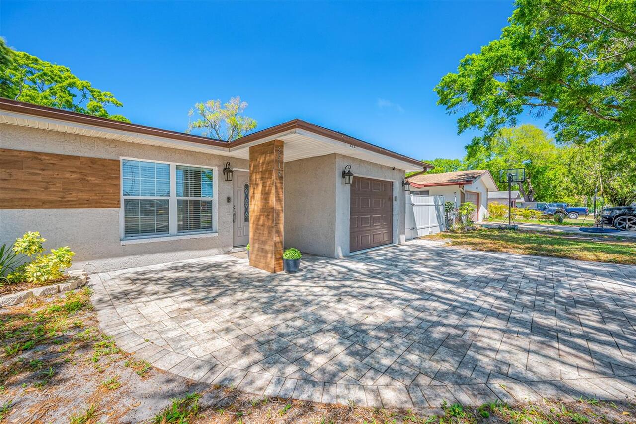 Listing Photo 10