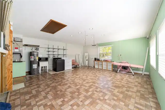 Listing Photo 28
