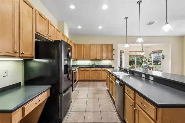 Listing Photo 21