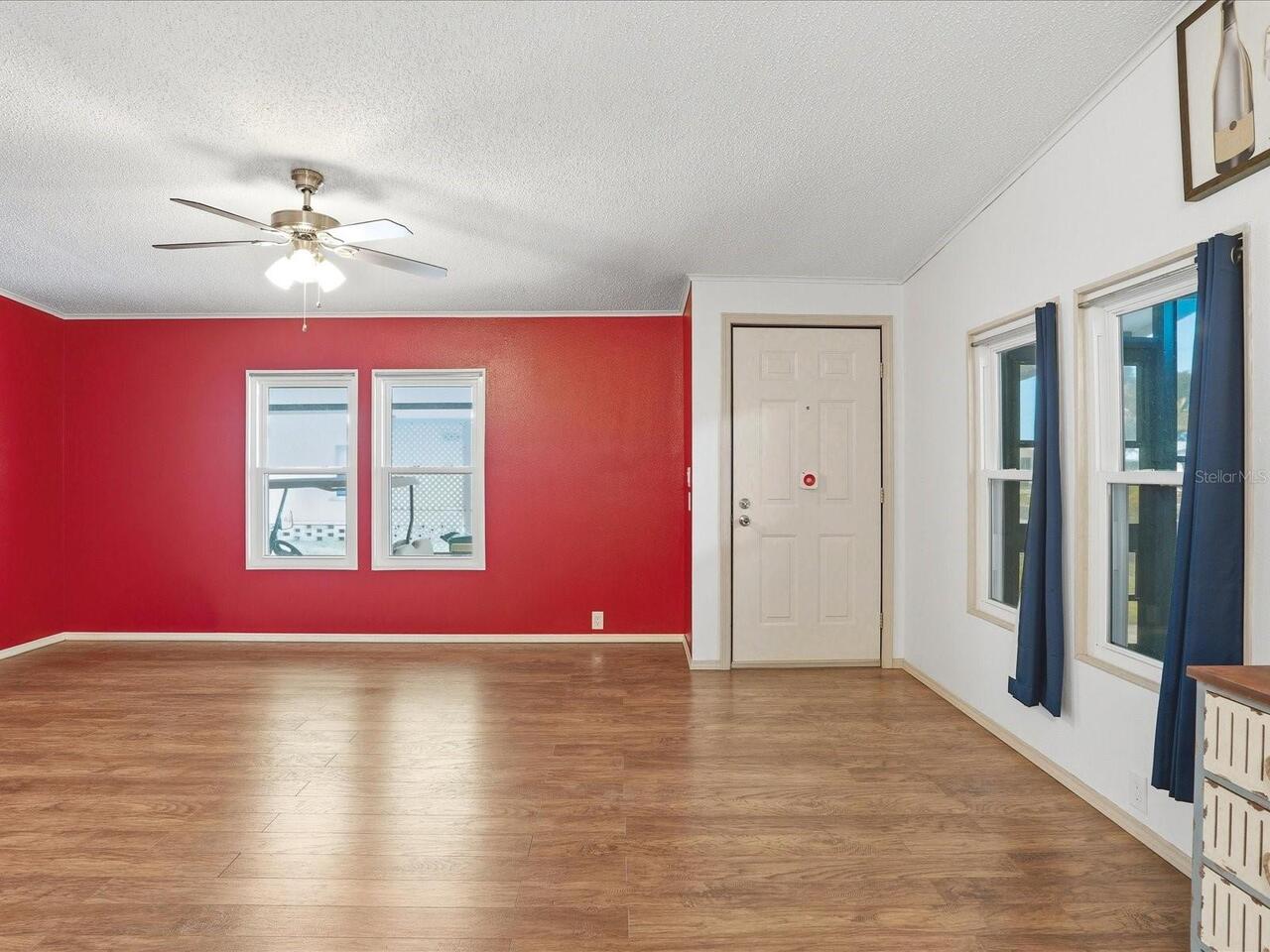 Listing Photo 7