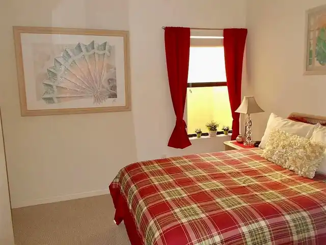 Listing Photo 16