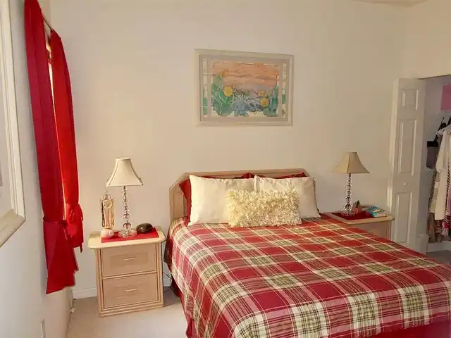Listing Photo 17