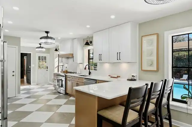 Listing Photo 21