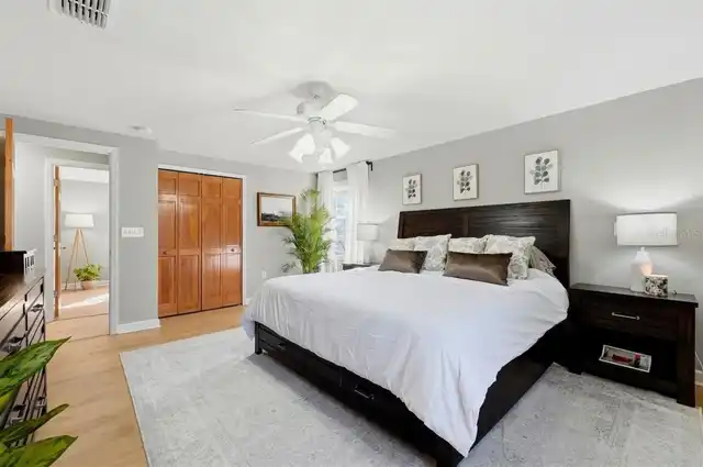Listing Photo 33