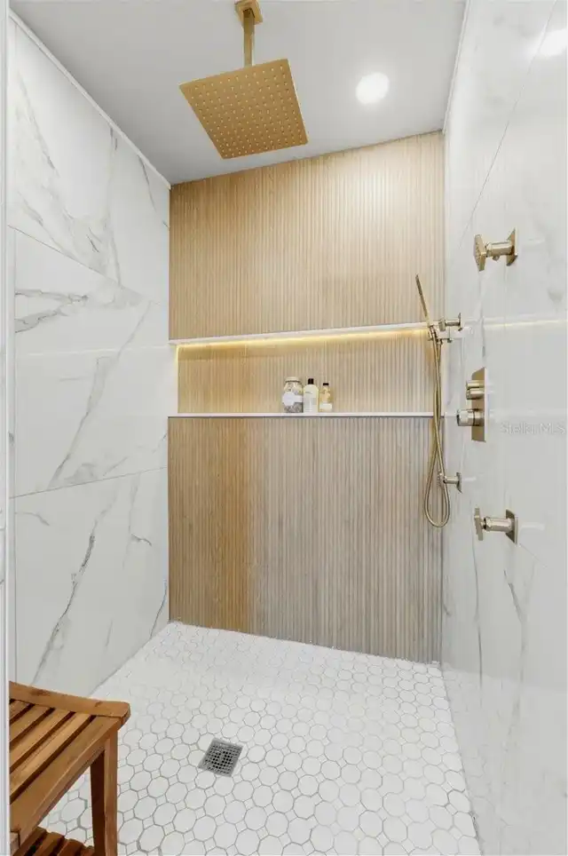 Listing Photo 37