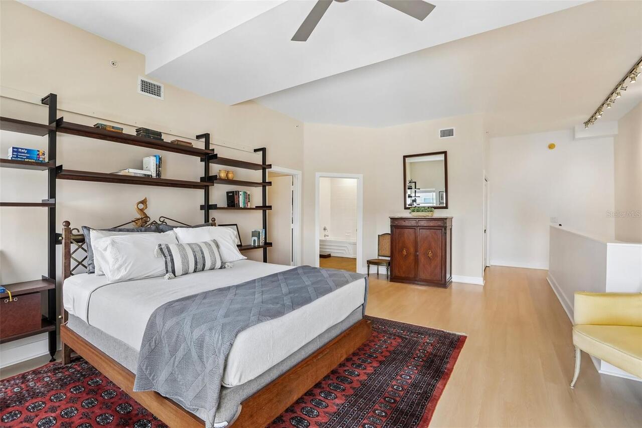Listing Photo 17