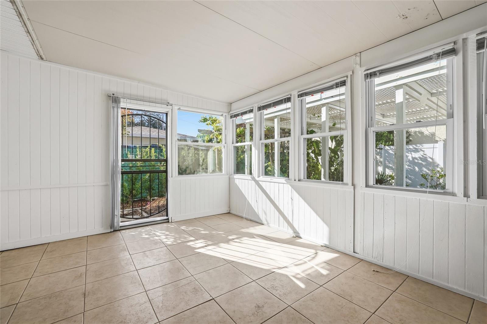 Listing Photo 33