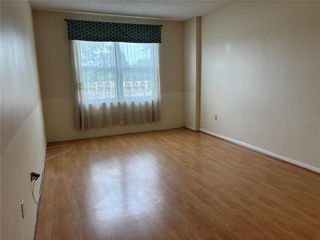 Listing Photo 28