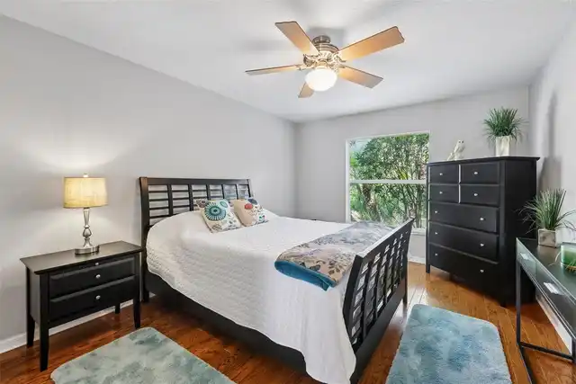 Listing Photo 20