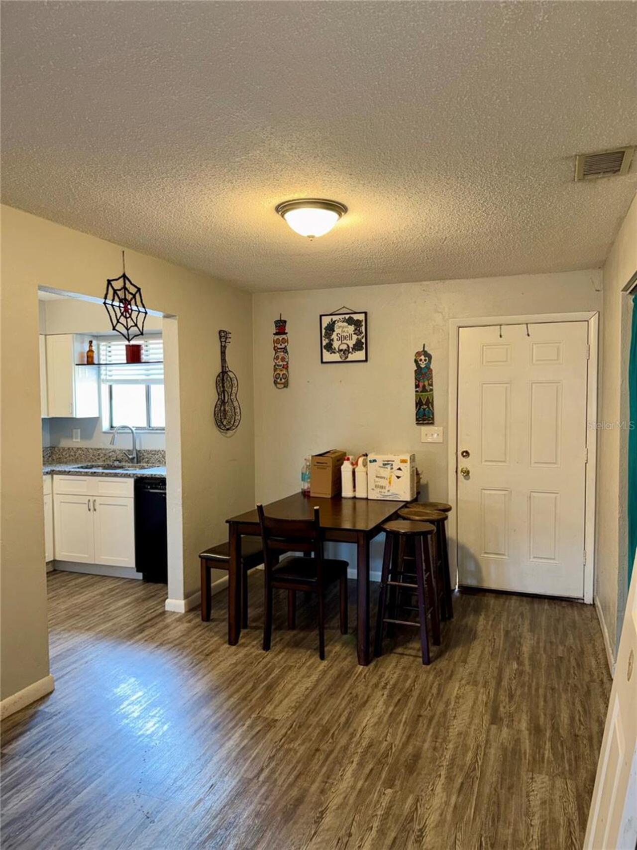 Listing Photo 7