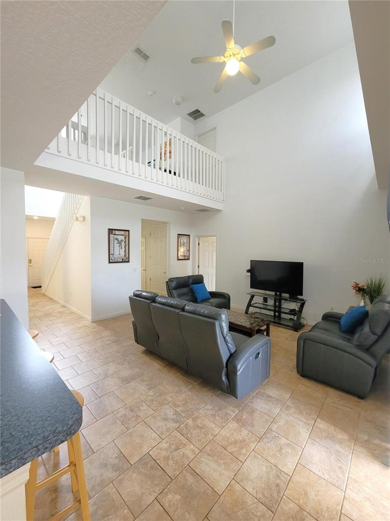 Listing Photo 9