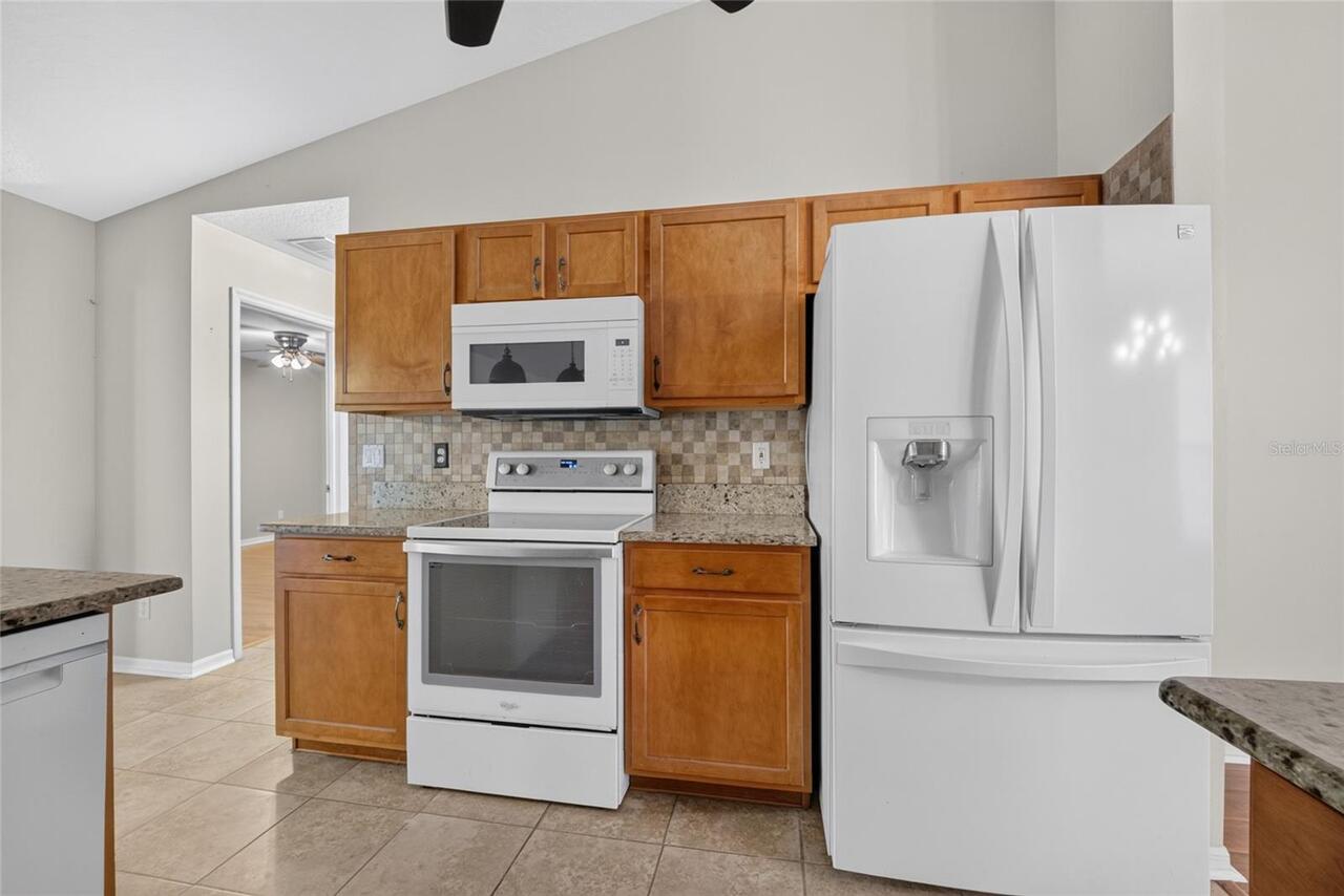 Listing Photo 8