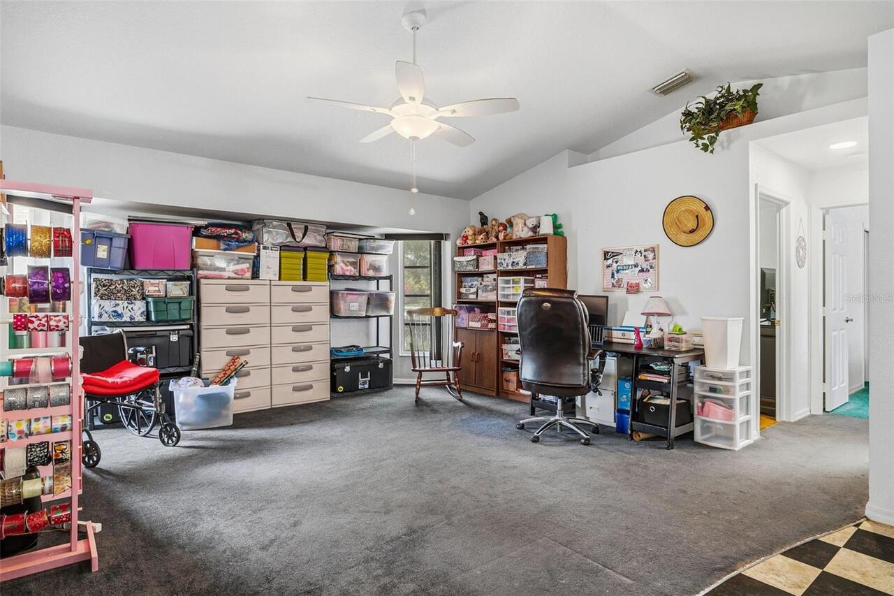 Listing Photo 17