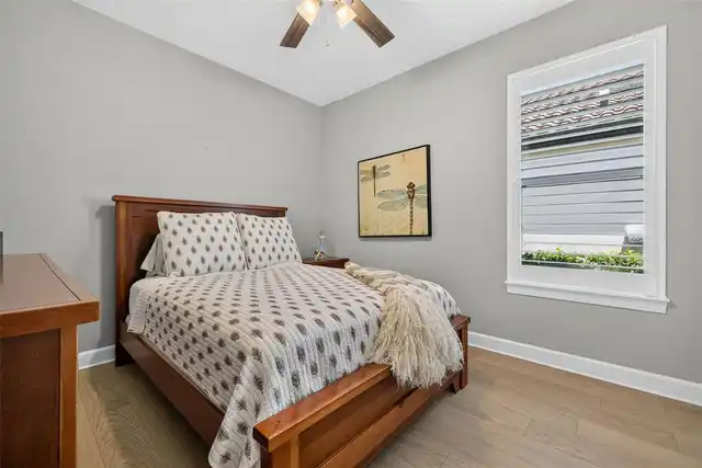 Listing Photo 23