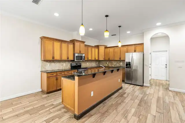 Listing Photo 15