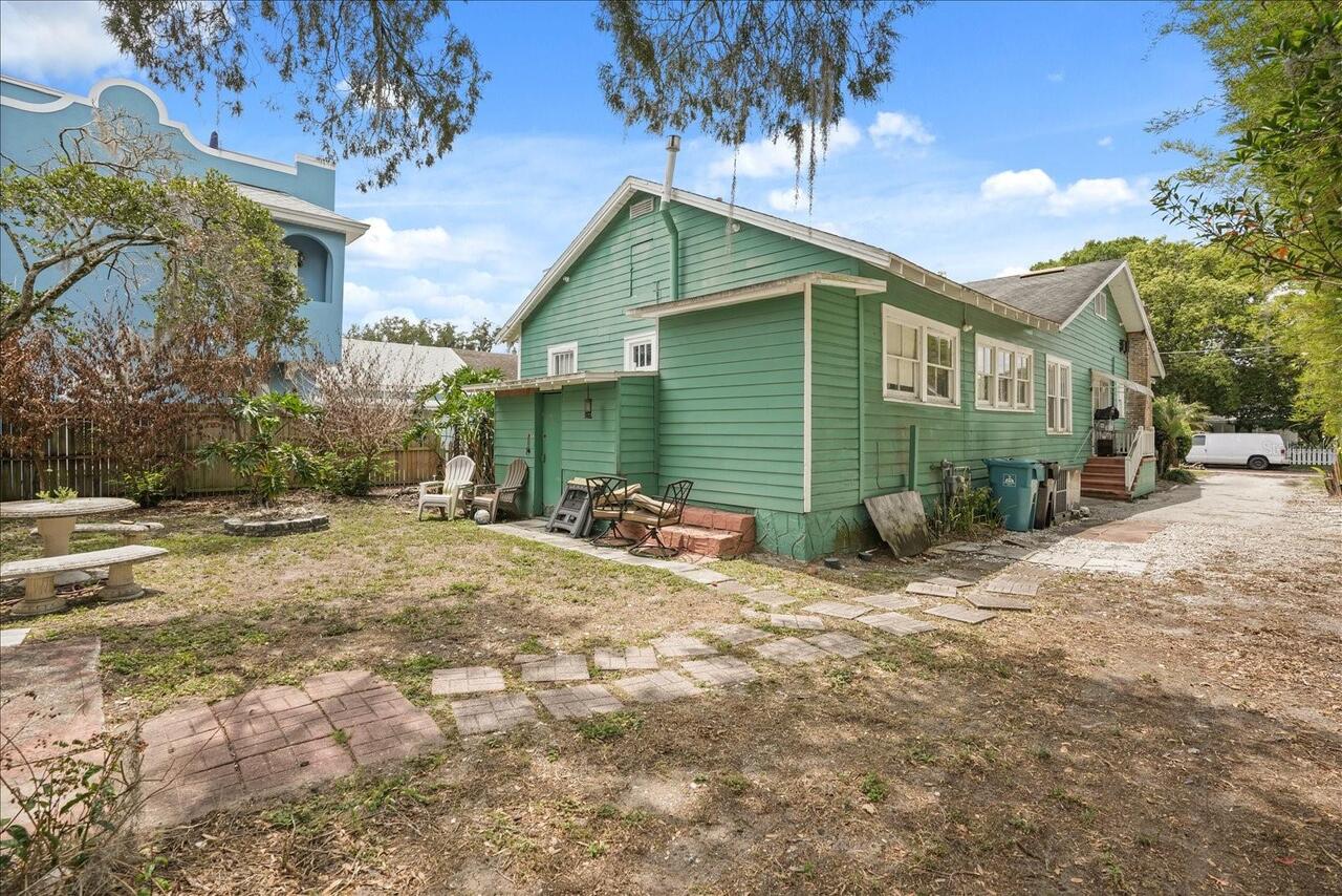 Listing Photo 16