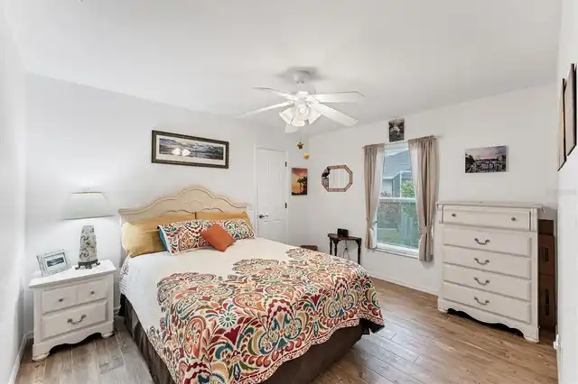 Listing Photo 26