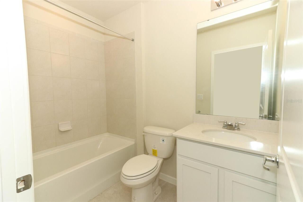 Listing Photo 14