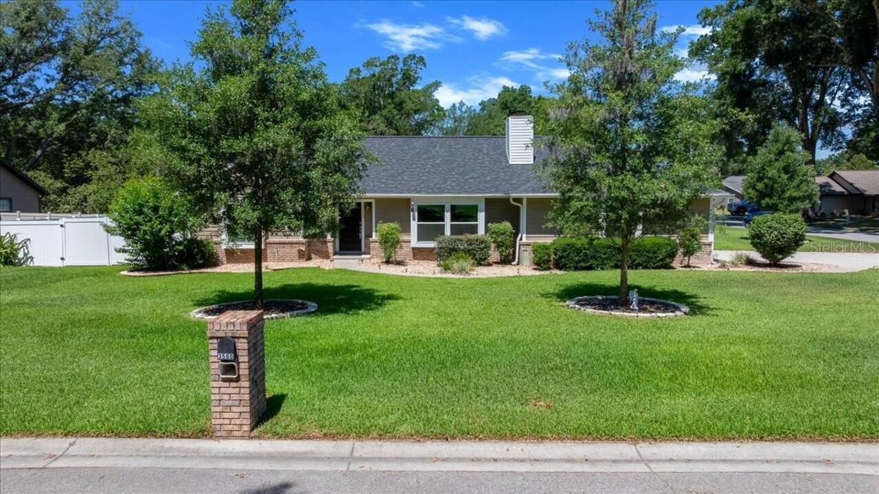 Listing Photo 10