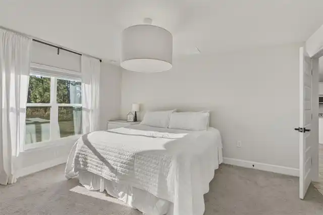 Listing Photo 23