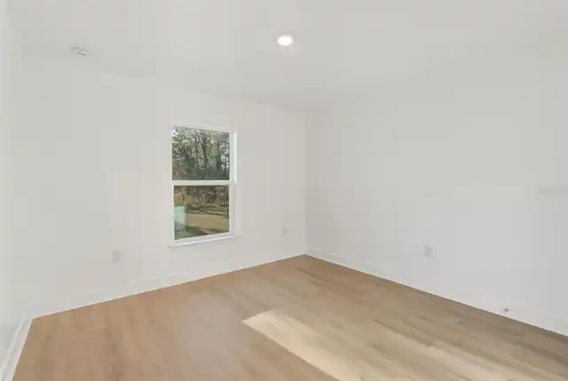 Listing Photo 27