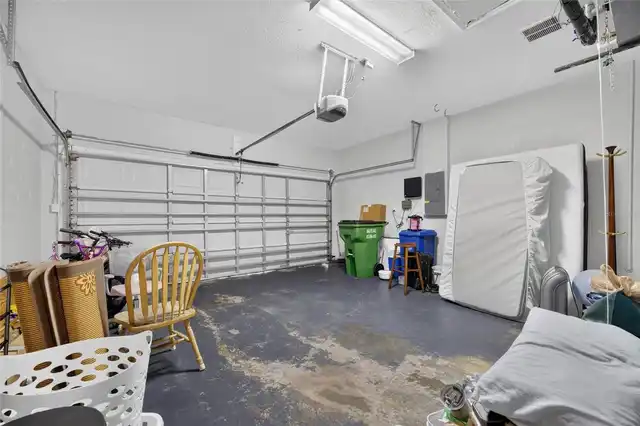 Listing Photo 16