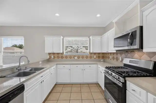 Listing Photo 19