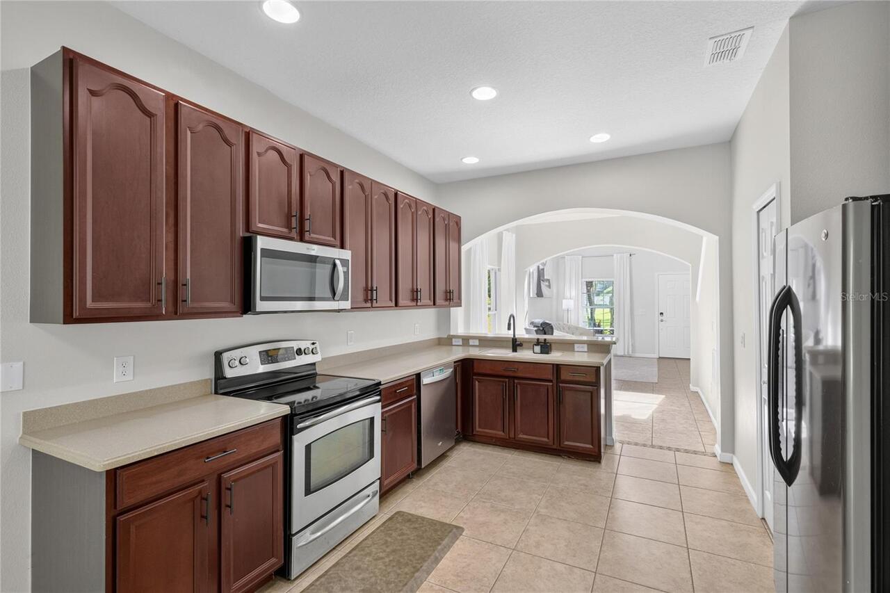 Listing Photo 11