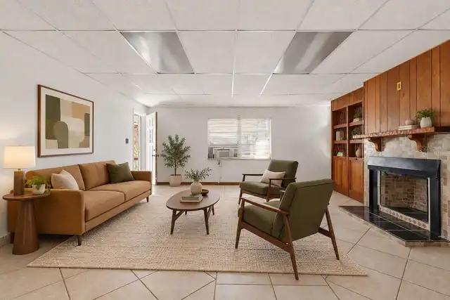 Listing Photo 18