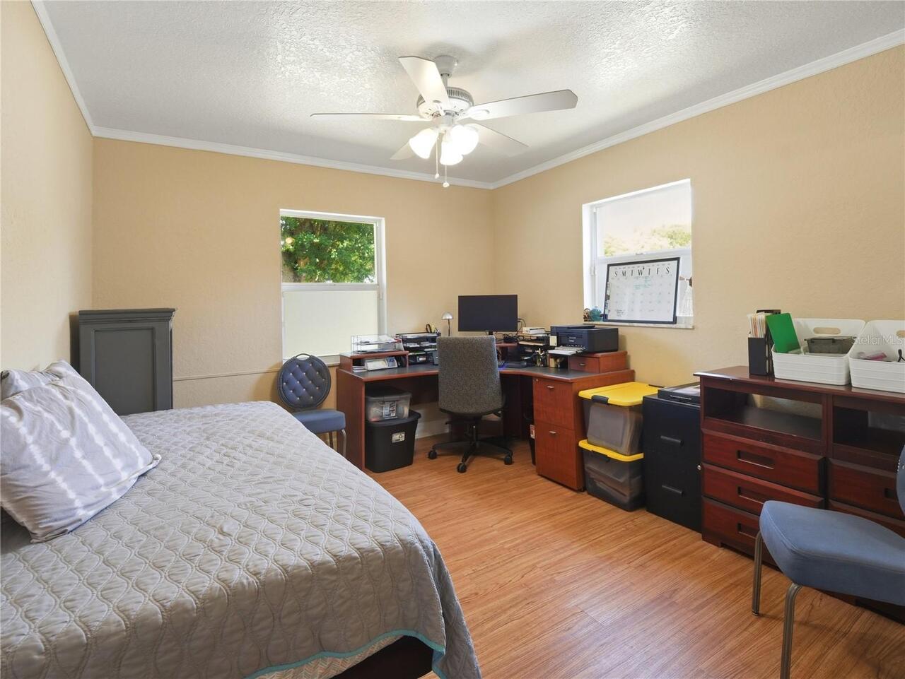 Listing Photo 12
