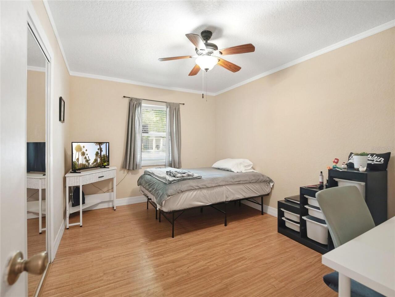 Listing Photo 14